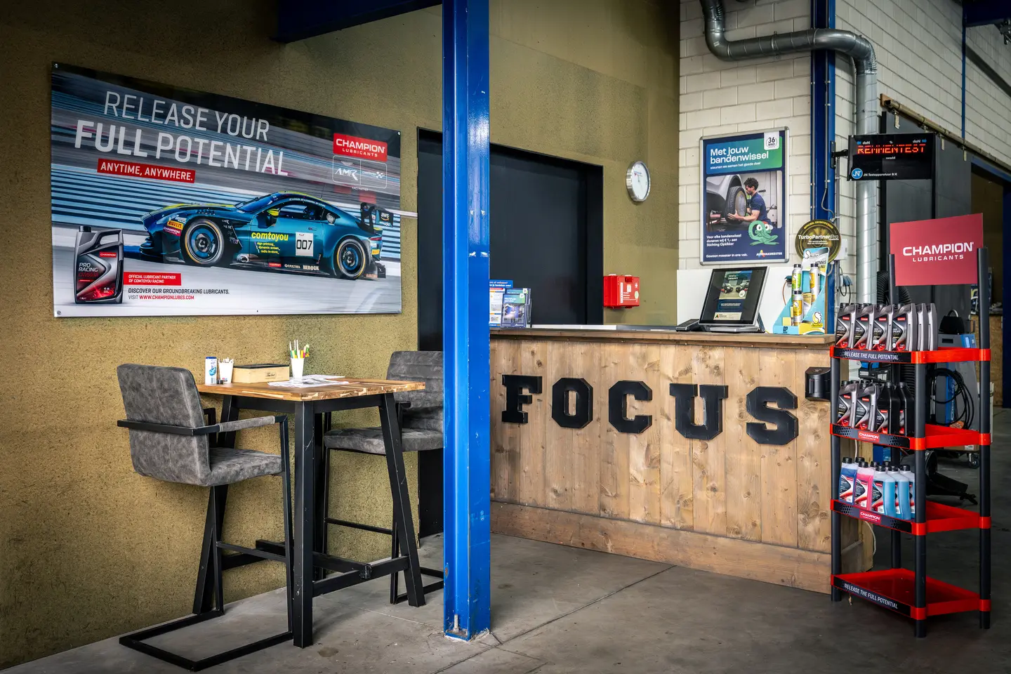 focus-garage-borger-autovakmeester-fotoshoot-2025-gecomprimeerd-converted-27